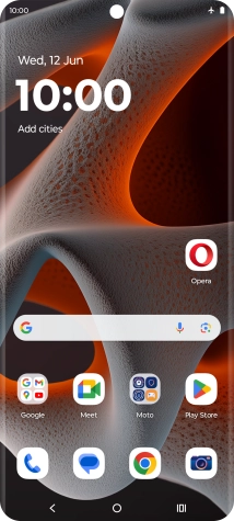 The flight mode icon shows that flight mode is turned on.