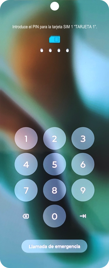 Si tu tarjeta SIM está bloqueada, introduce el código PIN y pulsa la flecha hacia la derecha.