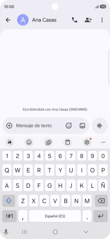 Selecciona una conversación o crea un nuevo mensaje y pulsa el icono de IA.