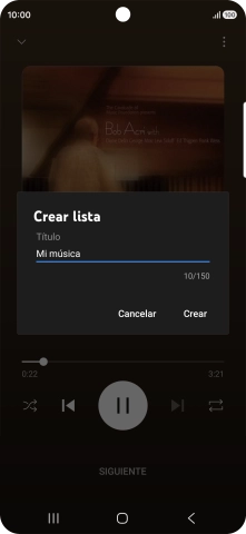 Introduce el nombre deseado de la lista de reproducción y pulsa Crear.