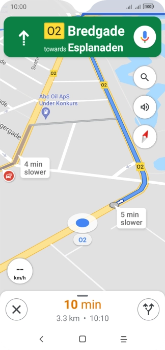 The travel information at the bottom of the screen shows your estimated time of arrival and distance to destination.