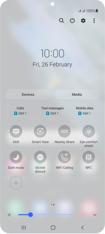 Press the NFC icon to turn the function on or off.