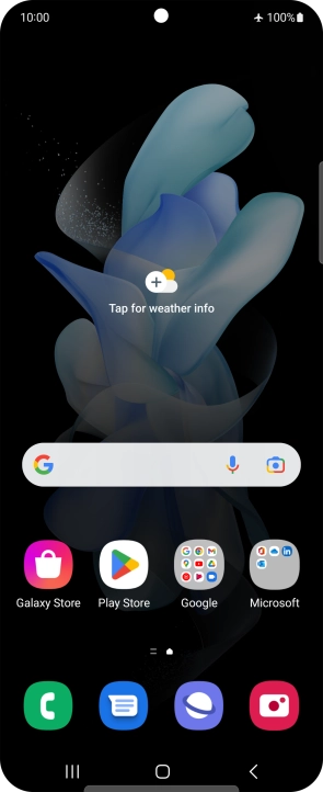 The flight mode icon shows that flight mode is turned on.