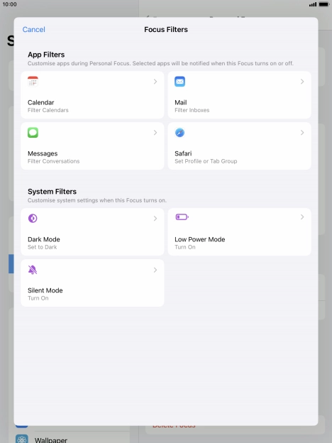 To see specific calendars in the selected focus mode, press Calendar and follow the instructions on the screen to select the required calendars.