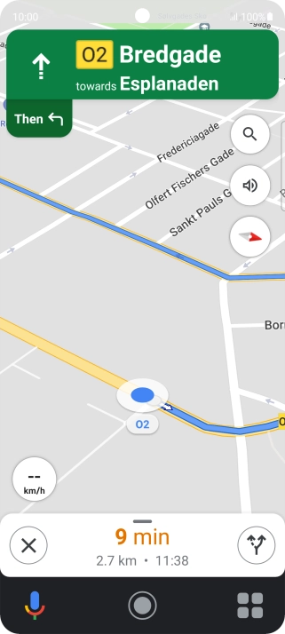 The travel information at the bottom of the screen shows your estimated time of arrival and distance to destination.