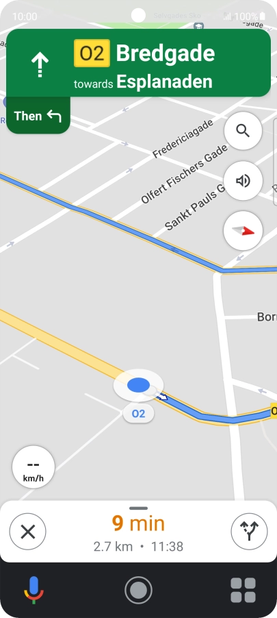 The travel information at the bottom of the screen shows your estimated time of arrival and distance to destination.