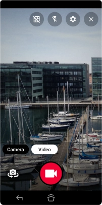 Press the video light icon to turn the function on or off.