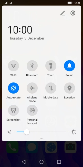 Press Bluetooth to turn the function on or off.