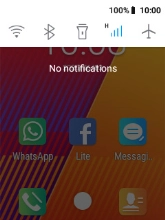 Select the Bluetooth icon to turn the function on or off.