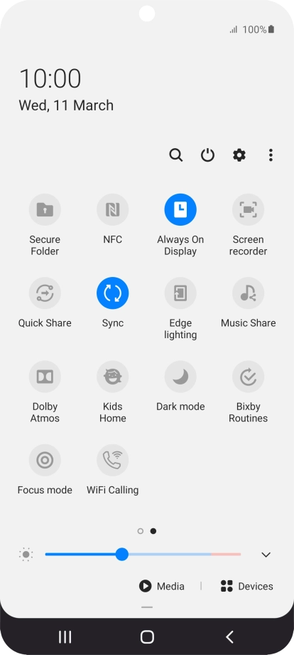 Press the NFC icon to turn the function on or off.