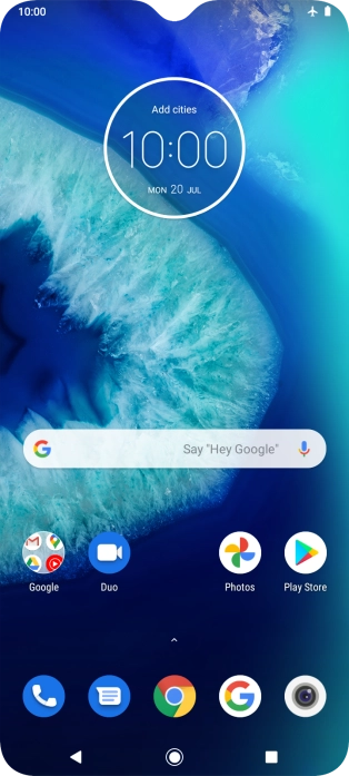 The flight mode icon shows that flight mode is turned on.
