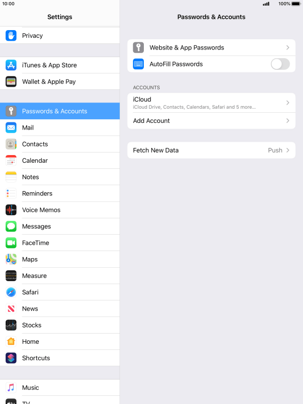 Apple iPad 10.2 (7th gen.) Delete email account
