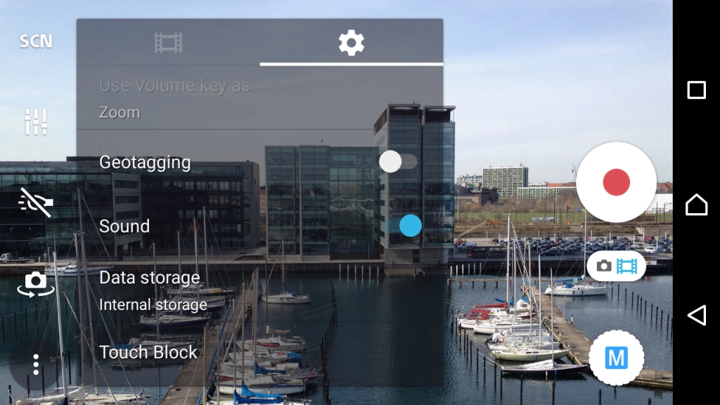 Press Geotagging to turn the function on or off.