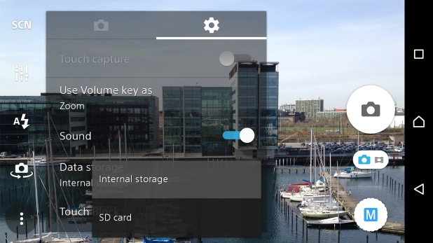 Press Internal storage to save your pictures in the phone memory.