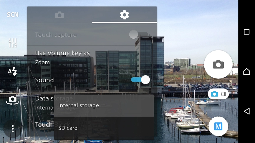 Press Internal storage to save your pictures in the phone memory.