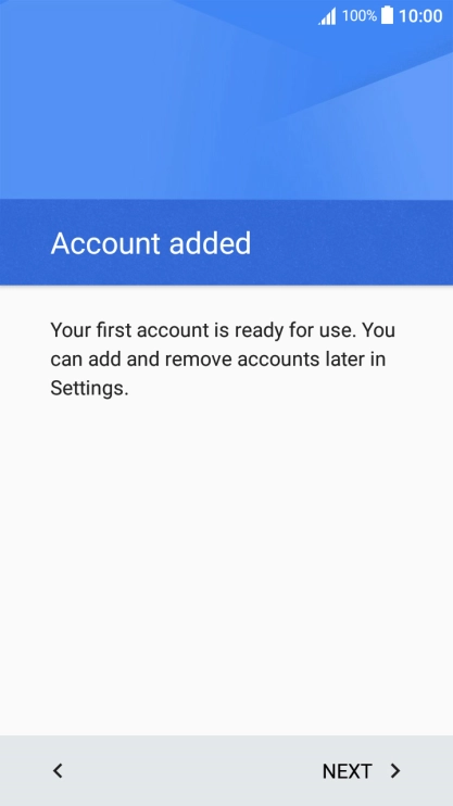 Follow the instructions on the screen to transfer the content from the other phone and finish the activation of your phone.