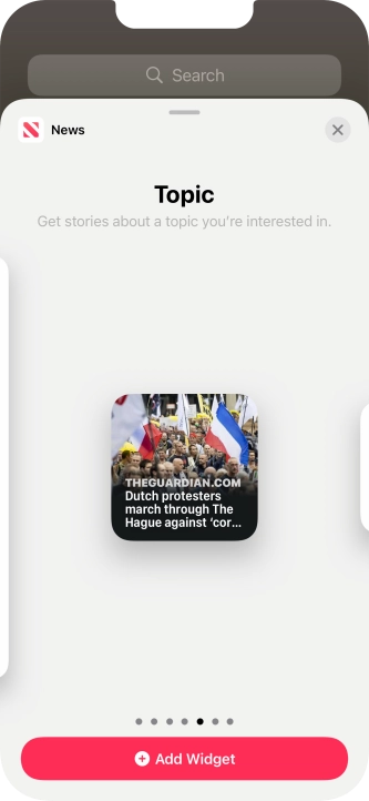 Slide your finger right or left on the screen to select the required widget size.