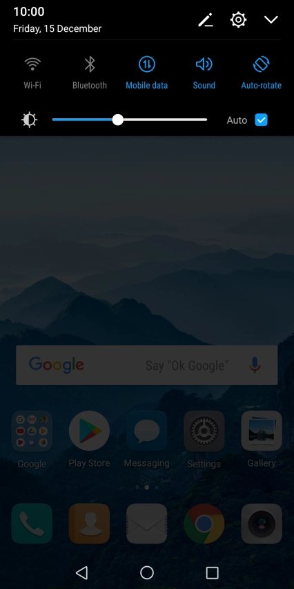 Press Mobile data to turn the function on or off.
