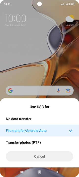 Press File transfer/Android Auto.
