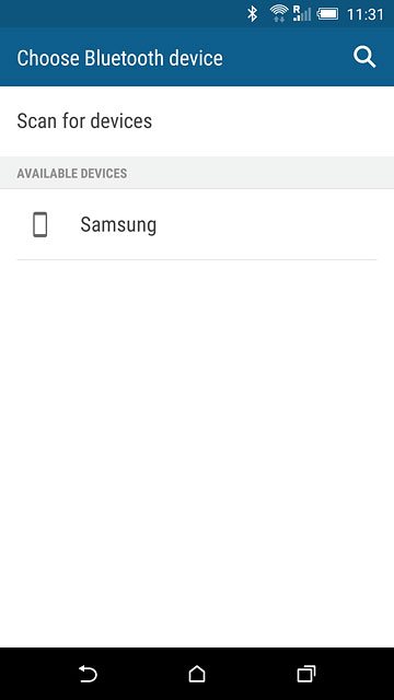 Your phone now searches for devices and after a moment, a list of Bluetooth devices within range is displayed.Press the required Bluetooth device.The file is sent.
