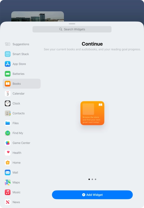 Slide your finger right or left on the screen to select the required widget size.