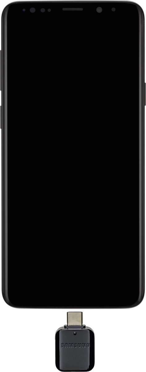 Connect your phone to another phone via data cable and, if required, the adaptor included.