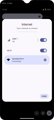 Press the indicator next to the mobile data icon to turn the function on or off.