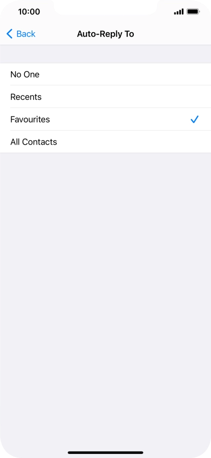 Press the required setting to select which contacts should automatically be notified that Do Not Disturb While Driving is turned on.