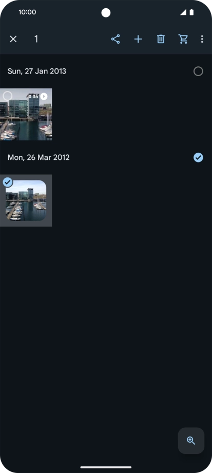 Press the required pictures or video clips to select them.