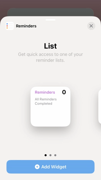Slide your finger right or left on the screen to select the required widget size.