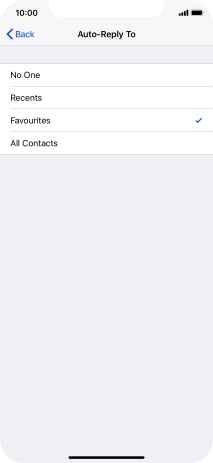 Press the required setting to select which contacts should automatically be notified that Do Not Disturb While Driving is turned on.