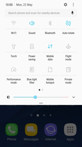 Press Flight mode to turn the function on or off.
