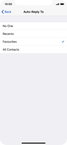 Press the required setting to select which contacts should automatically be notified that Do Not Disturb While Driving is turned on.