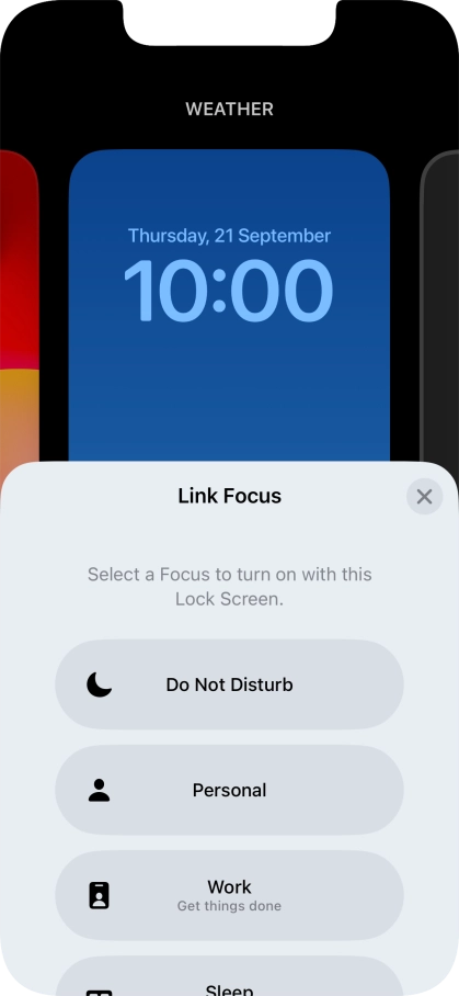 Press the required focus mode.