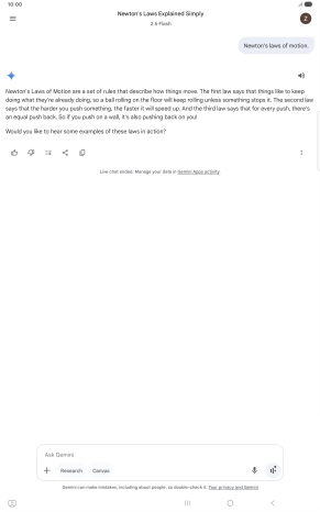 Transcription of the conversation with Gemini Live is now displayed.