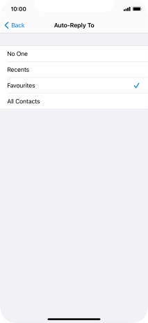 Press the required setting to select which contacts should automatically be notified that Do Not Disturb While Driving is turned on.
