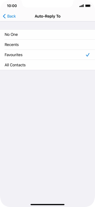 Press the required setting to select which contacts should automatically be notified that Do Not Disturb While Driving is turned on.