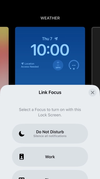 Press the required focus mode.