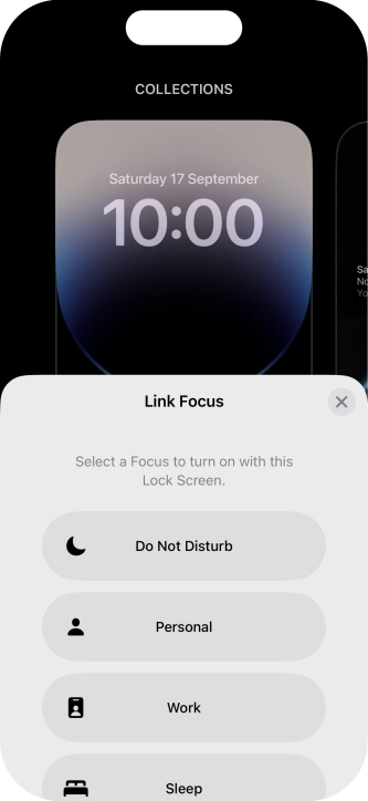 Press the required focus mode.