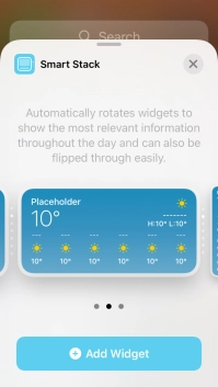 Slide your finger right or left on the screen to select the required widget size.
