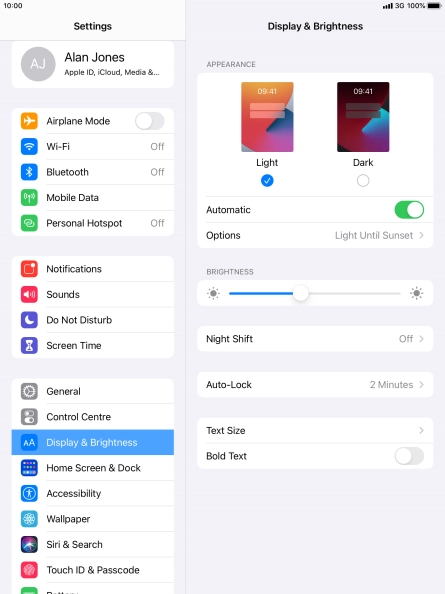 If you turn on the function, press Options and follow the instructions on the screen to select the required period of time for Dark Mode.