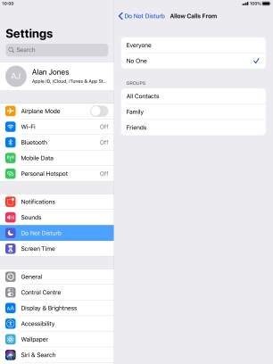 Press the required setting to select which contacts can call you even though Do Not Disturb is turned on.