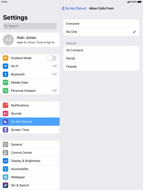 Press the required setting to select which contacts can call you even though Do Not Disturb is turned on.