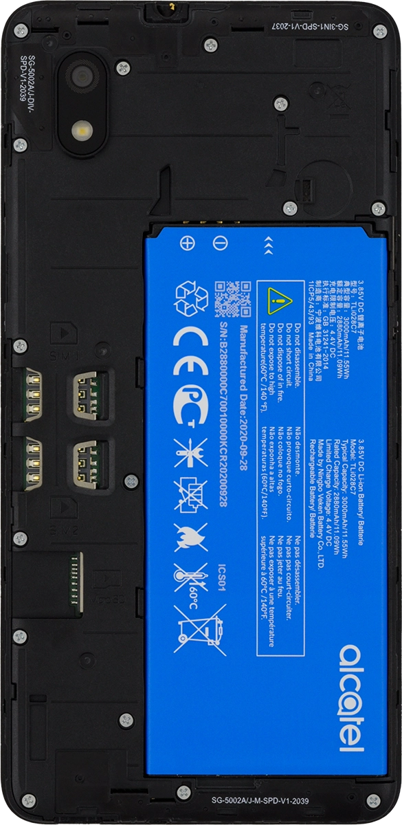 Take hold of the bottom of the battery and remove it.