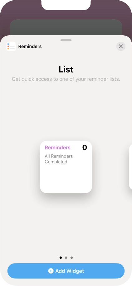 Slide your finger right or left on the screen to select the required widget size.