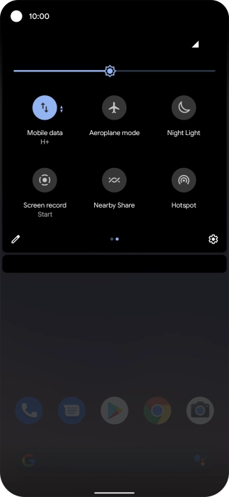 Press Mobile data to turn the function on or off.