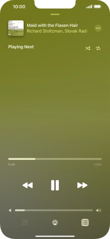 Press the shuffle icon to turn the function on or off.