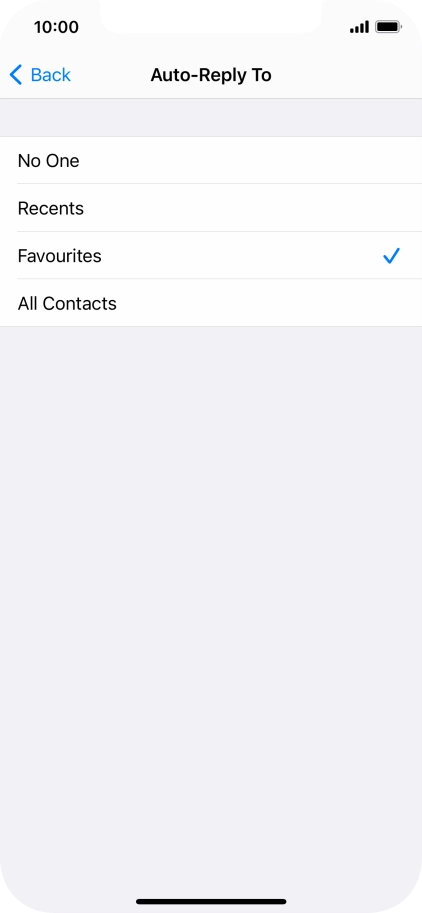 Press the required setting to select which contacts should automatically be notified that Do Not Disturb While Driving is turned on.
