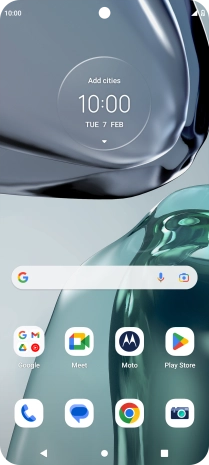 When the battery charging icon is displayed, the battery is charging.