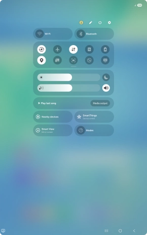 Press the flight mode icon to turn the function on or off.